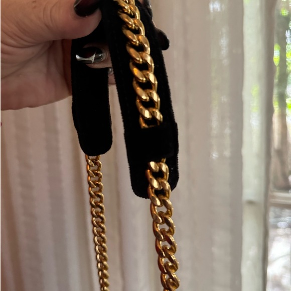 “Prada” Velluto Velvet chain strap handbag 👜 - Picture 6 of 7